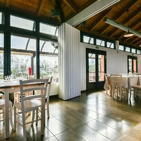 פארק נופש Club Del Sole Easy Village בולוניה